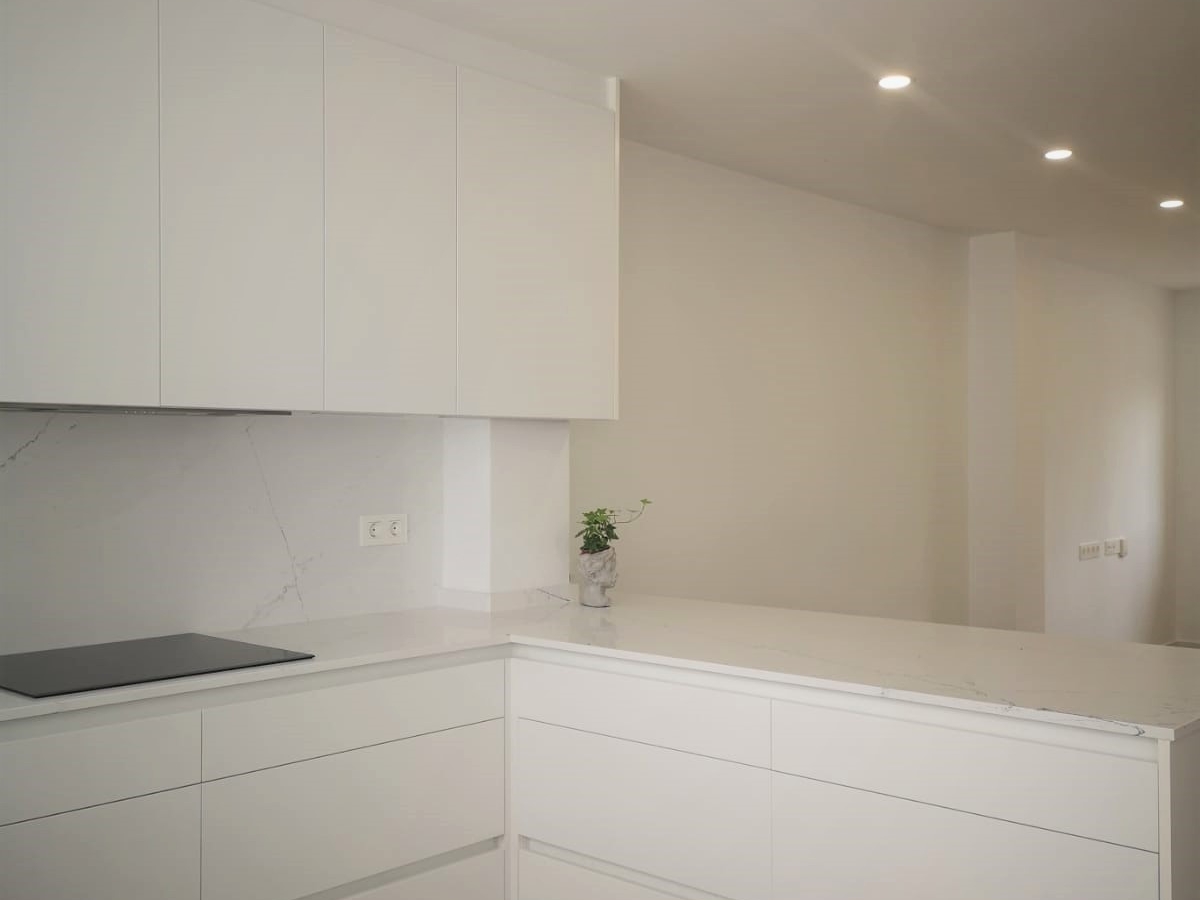Reforma cocina blanca